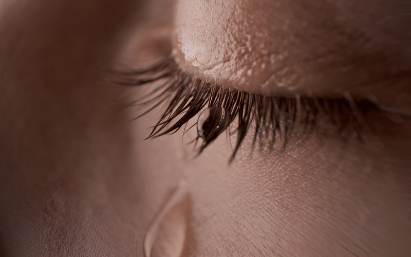 Does Crying Make Your Eyelashes Longer