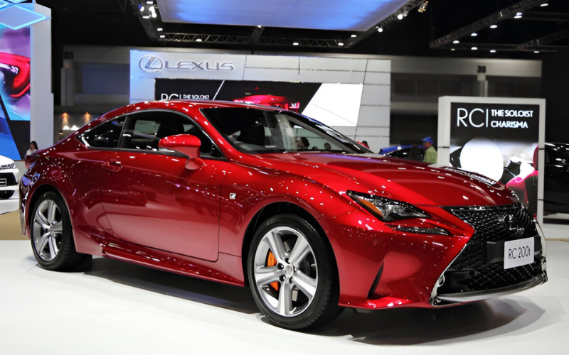 who makes lexus